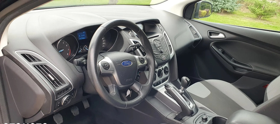 Ford Focus cena 24999 przebieg: 211000, rok produkcji 2012 z Pasłęk małe 631